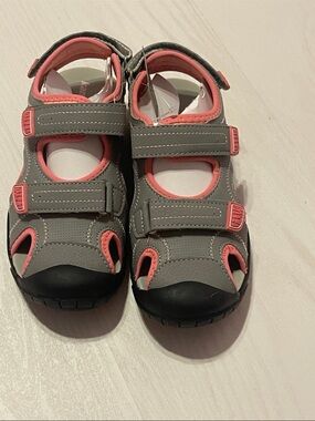 Kamik Gray and Pink Closed-Toe Kids Sandals with Adjustable Straps